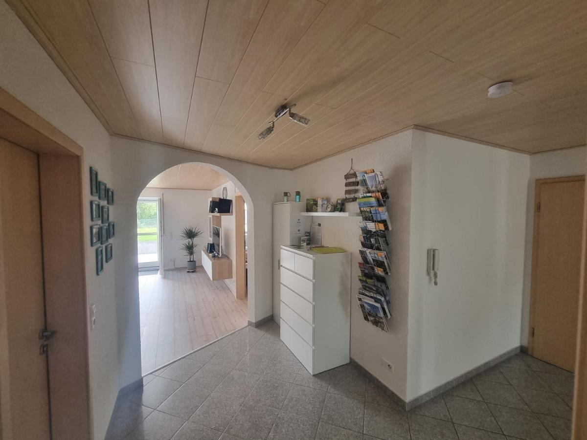 Ferienwohnung Biosphaerenblick Muensingen Exterior photo
